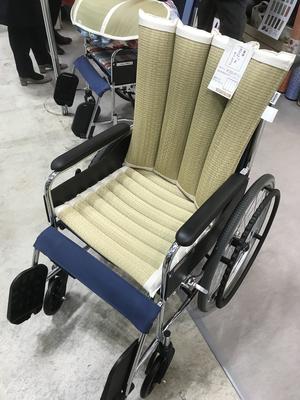 イグサ車椅子.JPG
